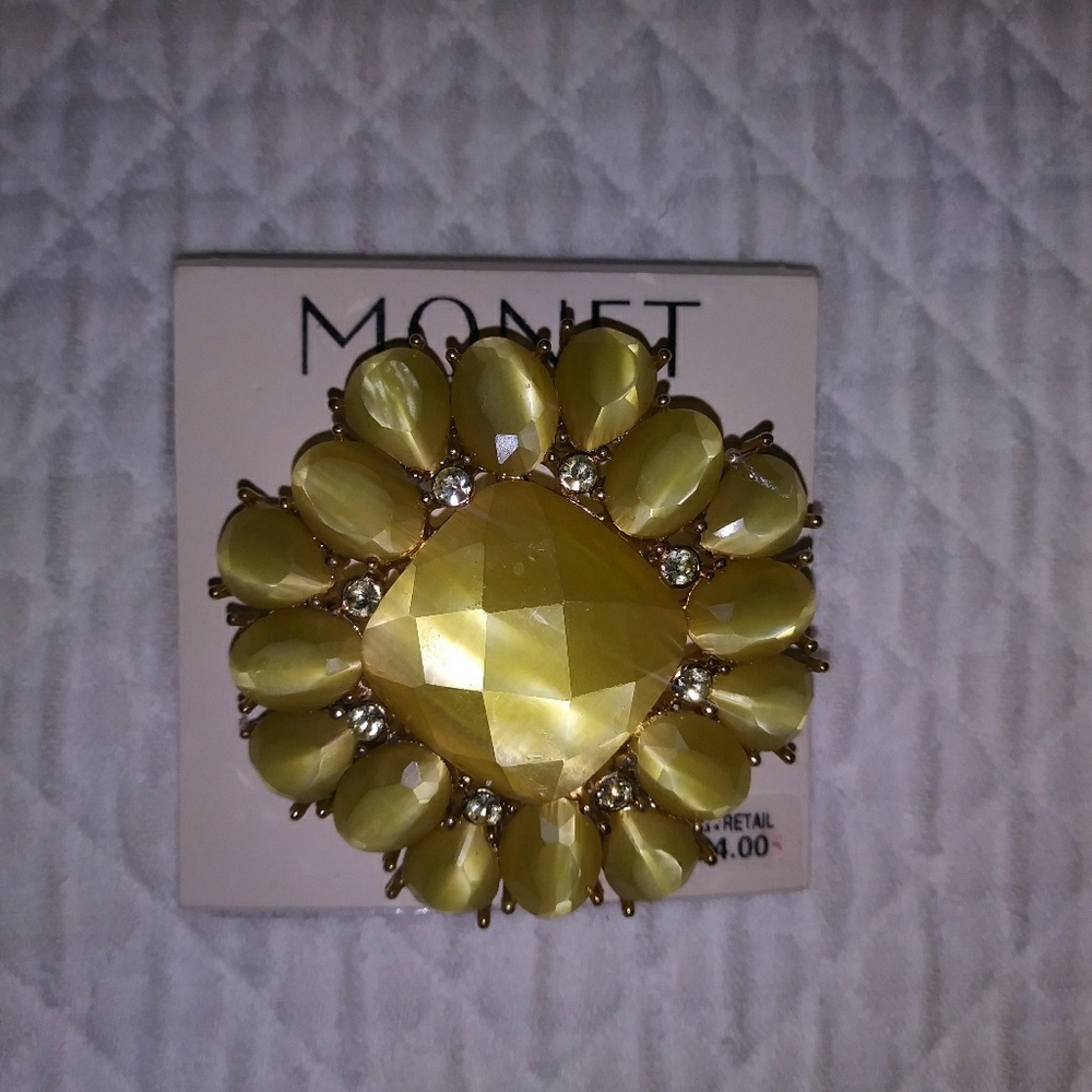 Brooch